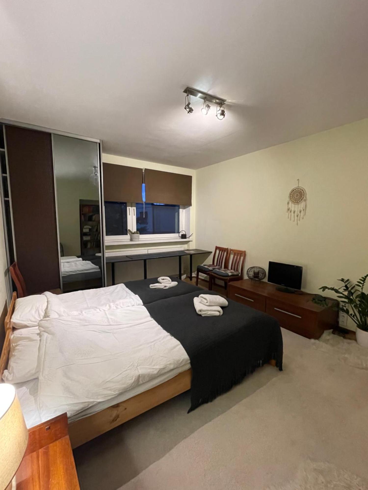 Apartament Paderewski Познан Стая снимка
